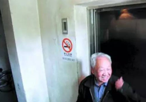 南京政府拟补贴一半费用 为老旧楼加装电梯 