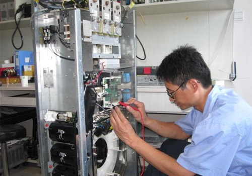 电梯经常死机的原因分析