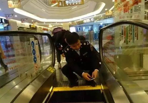 电梯不合格应当采取各种措施