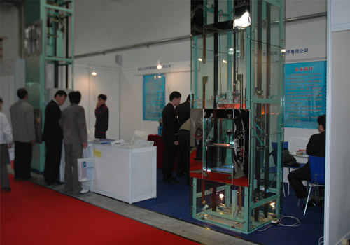 电梯3.jpg